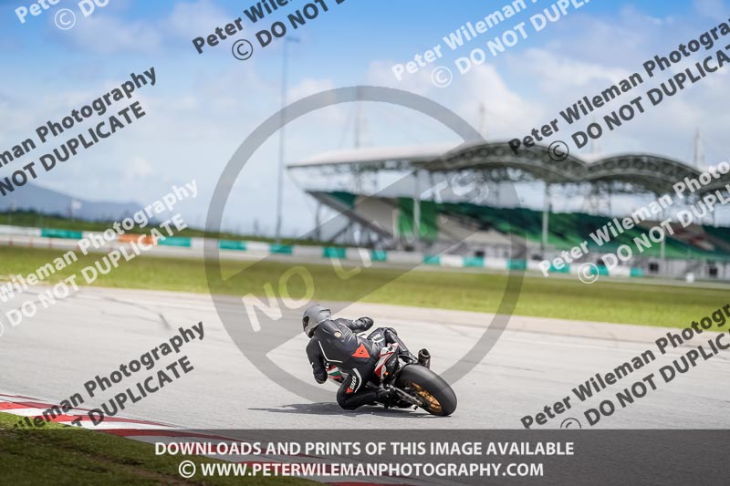 Sepang;event digital images;motorbikes;no limits;peter wileman photography;trackday;trackday digital images